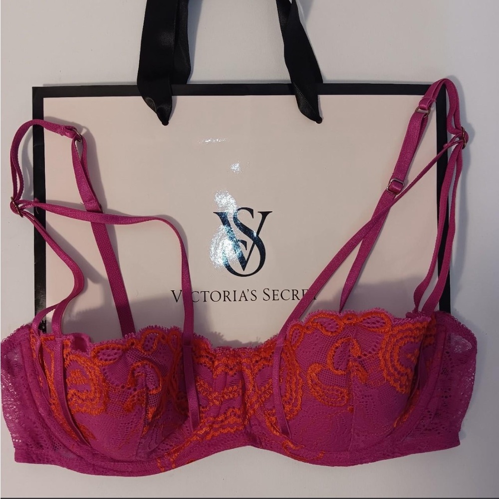 Victoria's Secret Pink Lace push up bra